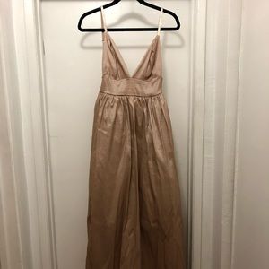 Gold maxi dress with pockets!